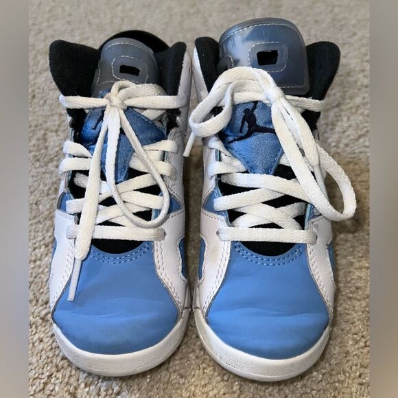 JORDAN 6 RETRO “UNC HOME” 10.5C - Picture 3 of 5